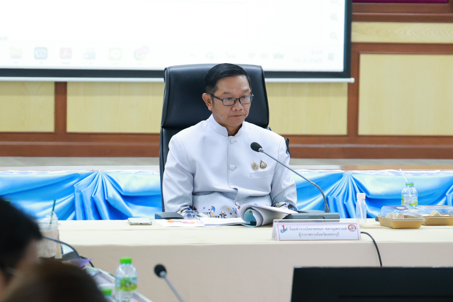 จังหวัดเพชรบุรี>>>ประชุมเตรียมการรับเสด็จทูลกระหม่อมหญิงอุบลรัตนราชกัญญา สิริวัฒนาพรรณวดี ในวโรกาสเสด็จติดตามผลการดำเนินงานโครงการ TO BE NUMBER ONE